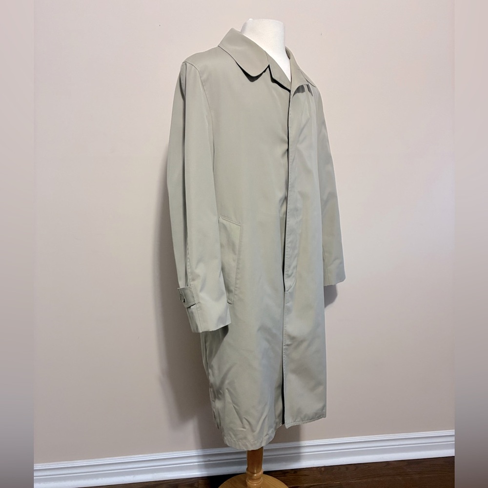 London Fog Maincoats Men's Classic Tan Overcoat with Removable Lining - Picture 3 of 8